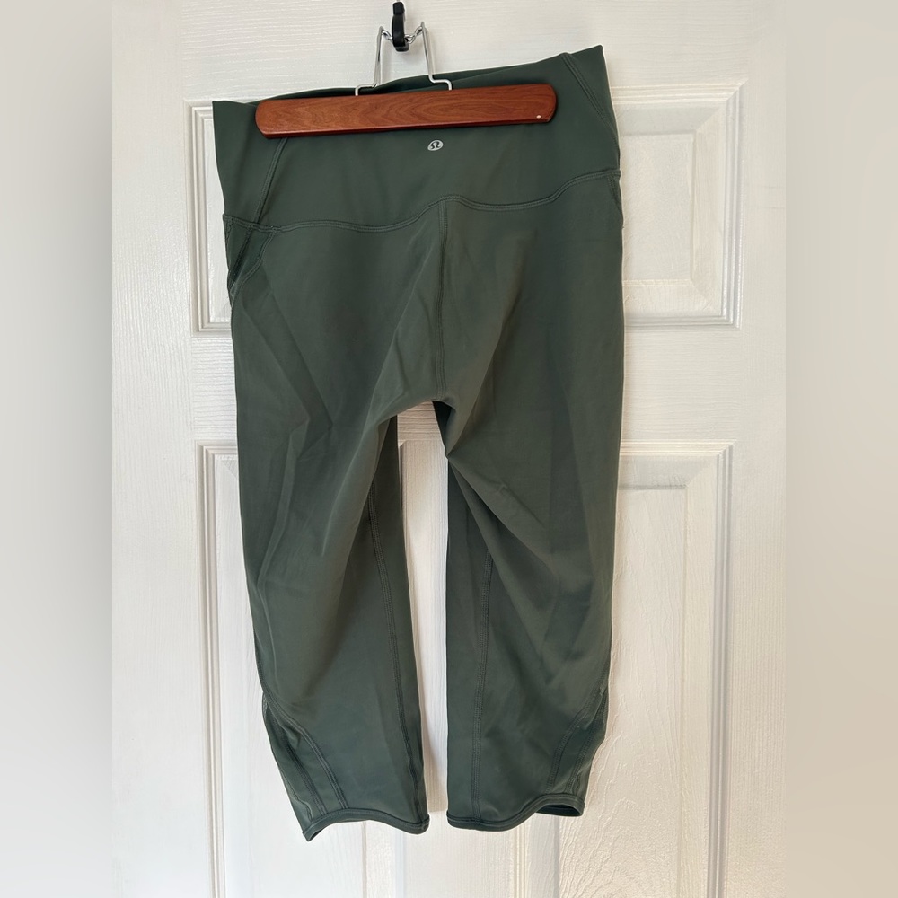 Lululemon capri length sage green leggings
